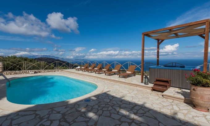 Skinaria Villa | Villa "Armos" with Sea View, Pool & Wi-Fi