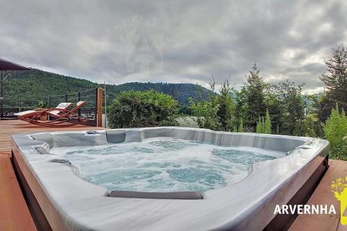 Jassat Villa | Villa Arvernha