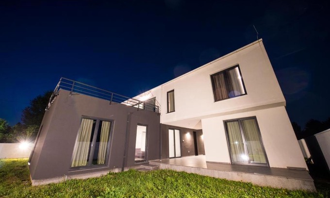 Ilidza Villa | Villa AURORA