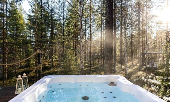 Sinetta House | Villa Aurora Sinettä by BookLapland