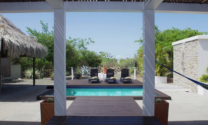 Sint Willibrordus Villa | Villa Aurora, very private with own swimming pool and garden with a top view!