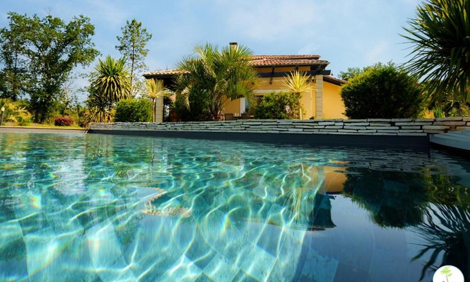 Parentis-en-Born Villa | Villa avec Piscine Parentis en Born 13 personnes