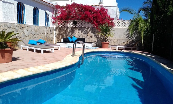 Peniscola Villa | "Villa Azul" - Nice chalet with private pool for sole use