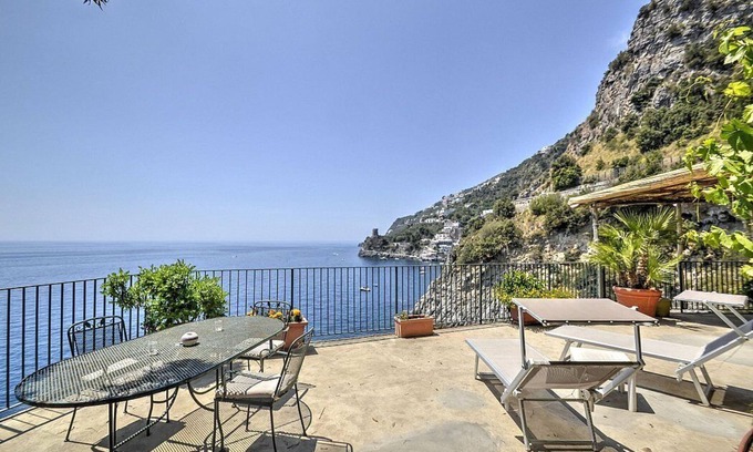 Furore Villa | Villa Babila: A charming two-story villa set into the cliff, sheer above the sea and with direct access to the sea, with Free WI-FI.