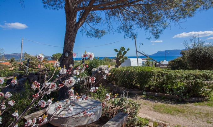 Pittulongu Ski Chalet | Villa Bados 6 - 150 meters Bados beach