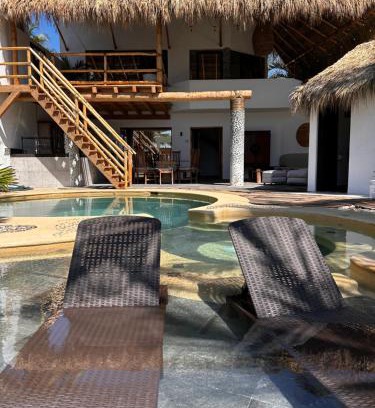 Acapulco House | Villa Bamboo
