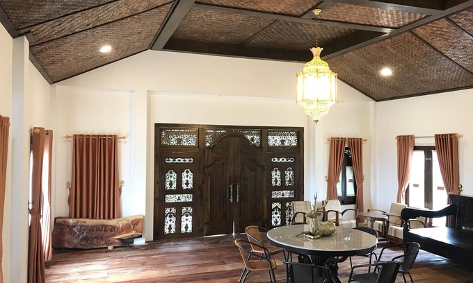 Cimacan Villa | Villa Bawean Terrace Cipanas