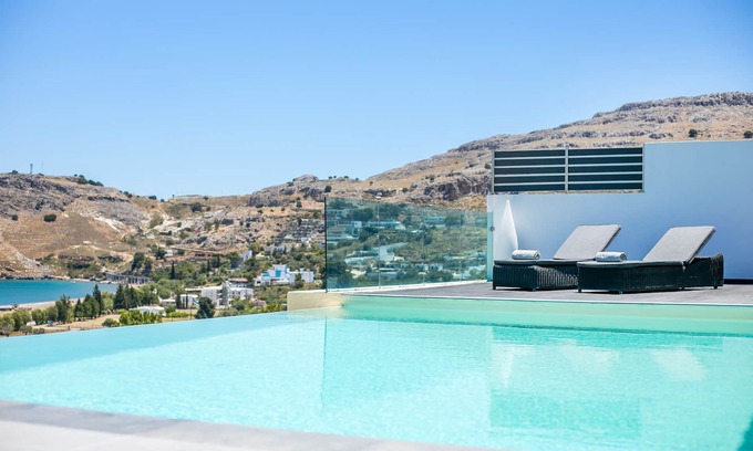 Vlicha House | Villa beautiful decoration and superb sea view, heated pool