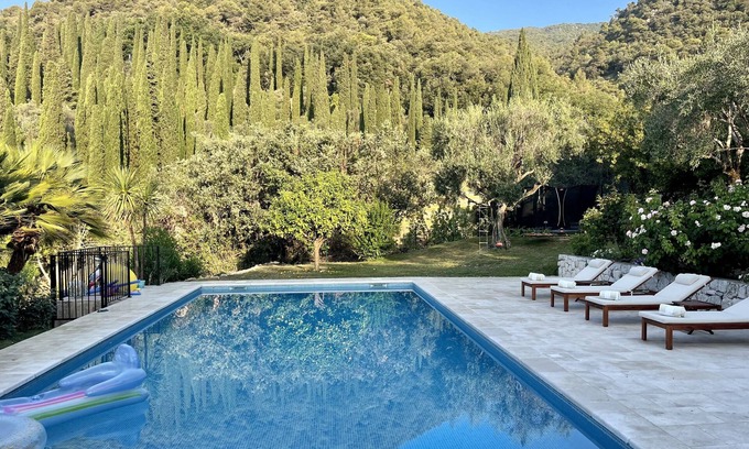 Tourrettes-sur-Loup Villa | Villa Bellevue in Tourrettes-sur-Loup