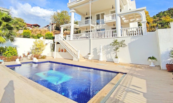 Yesiluzumlu Villa | Villa Bianca