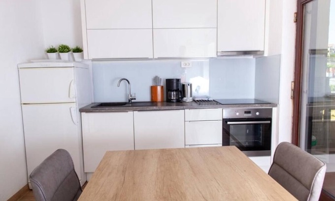 Razanj Villa | Villa Bilic : Apartment with sea viewn