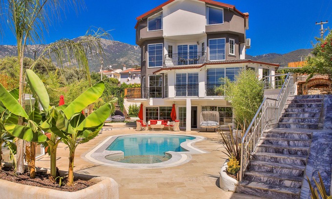 Oludeniz Villa | Villa Black Marlin 5 Star Luxury Heated Pool wifi BBQ