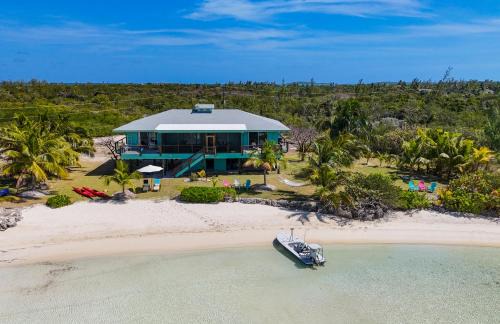 Mangrove Cay Villa | Villa Blue Hole