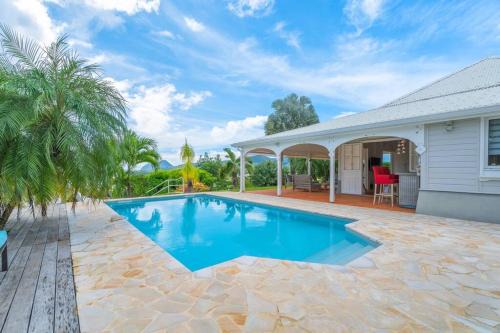 Riviere-Salee Villa | Villa Blue Rock, piscine & vue imprenable