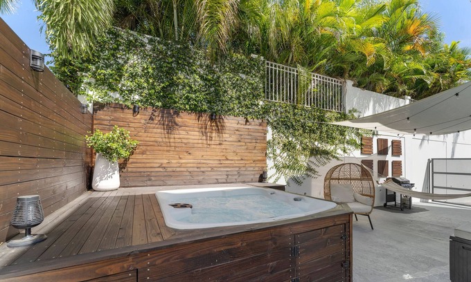 Ensenada Villa | Villa Bonet at La Marina - hot tub, pool and walking distance from the beach