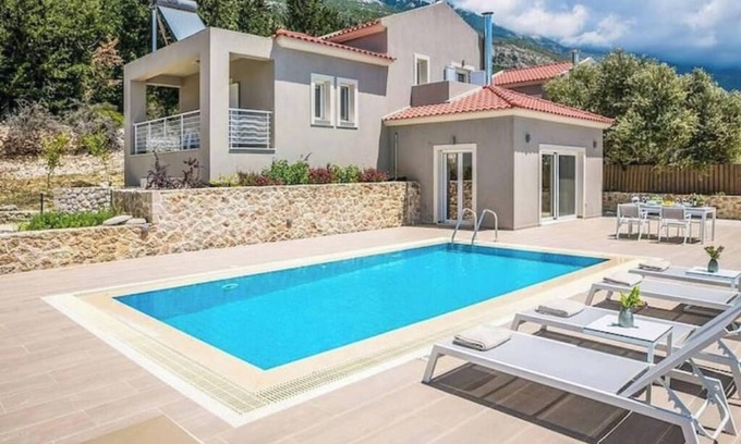 Lourdata Villa | Villa Briseis 2 bedroom with fantastic views