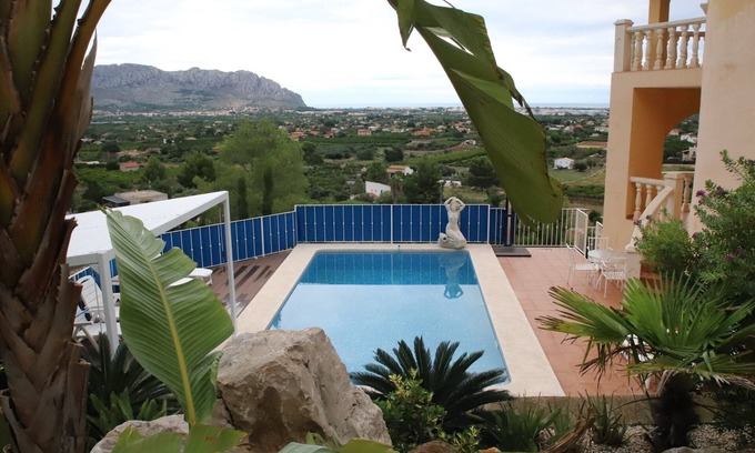 Pedreguer Villa | Villa Buena Vista, Pool, Wifi, Parking, from 2 to 8 people