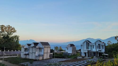 Pujon Villa | Villa bukit pinus pujon