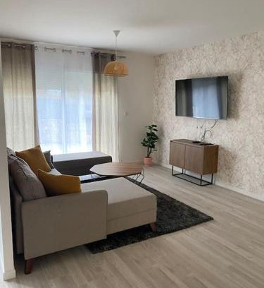 Chatellerault Villa | Villa by Nesma