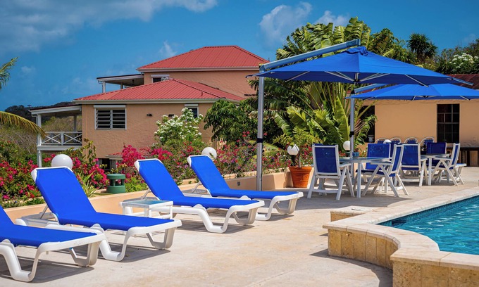 St. John's Apartment | Villa by the sea