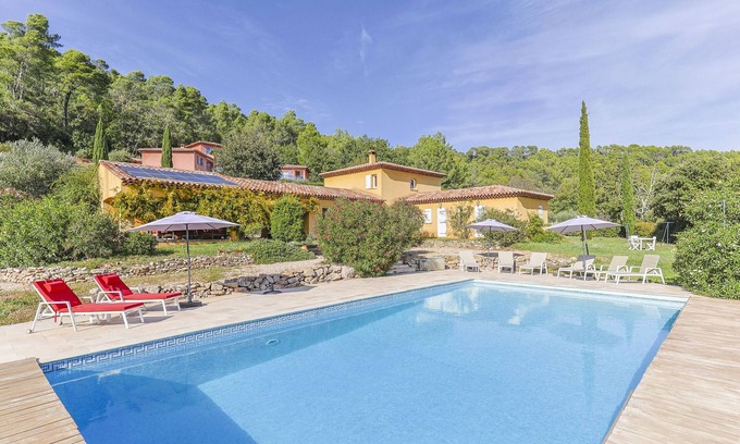 Les Adrets-de-l'Esterel Villa | Villa Cabasse - Provençal life in this charming village in the Var!