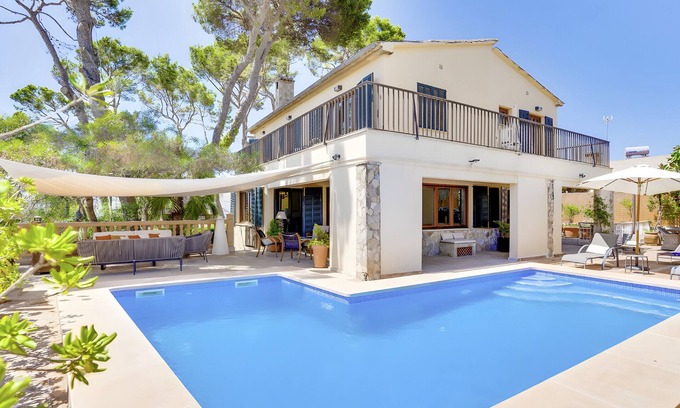 Can Pastilla Villa | Villa "Cala Estancia Mercedes" with sea views, Saltwater Pool, and air conditioning