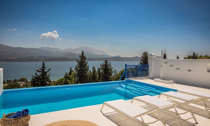 Kefalonia Villa | Villa Camelia | Iris Sunset Villas
