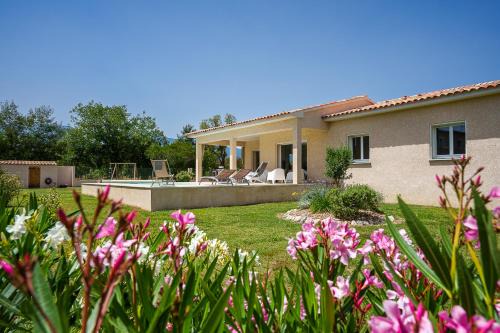 Morta Villa | Villa Camille