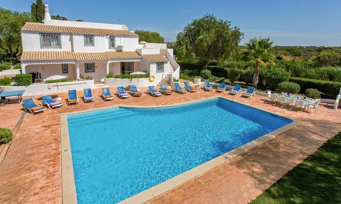 Almancil Villa | Villa Caminho by Villa Plus
