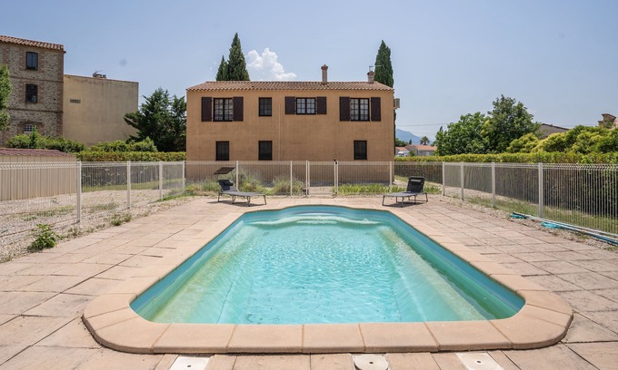 Vinca House | Villa Canigou - Three Bedroom House, Sleeps 6