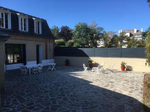 Saint-Pair-sur-Mer House | villa Canthar