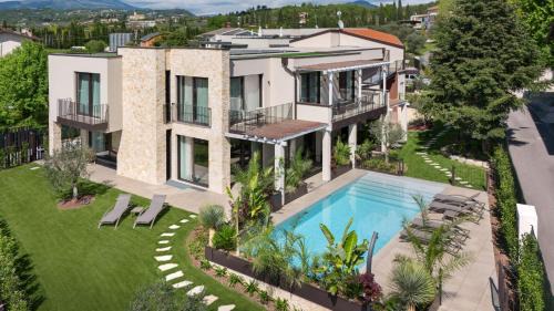 Montioni Apartment | Villa Carlotta Rosmarino