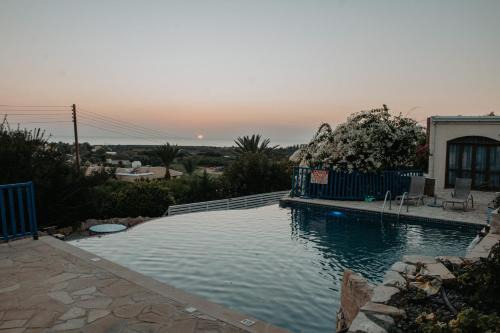 Pegeia Villa | Villa Castle Rock