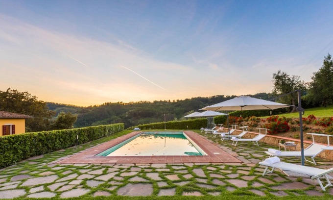 Massa e Cozzile Villa | VILLA CERRETA