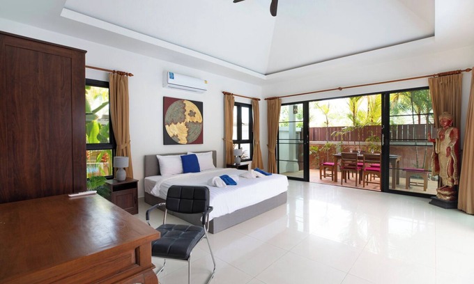 Ban Saiyuan Villa | Villa Chambertin - Villa 3 Chambres Avec Piscine à Rawai