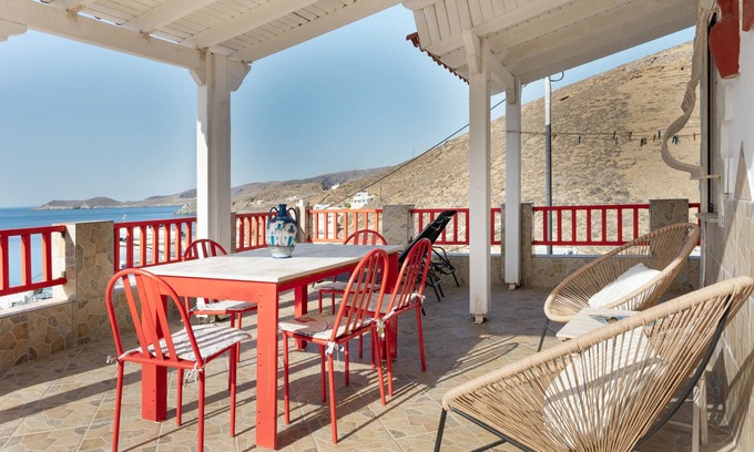 Merichas Villa | Villa 'Christina 2 Kythnos' with Sea View, Wi-Fi and Air Conditioning