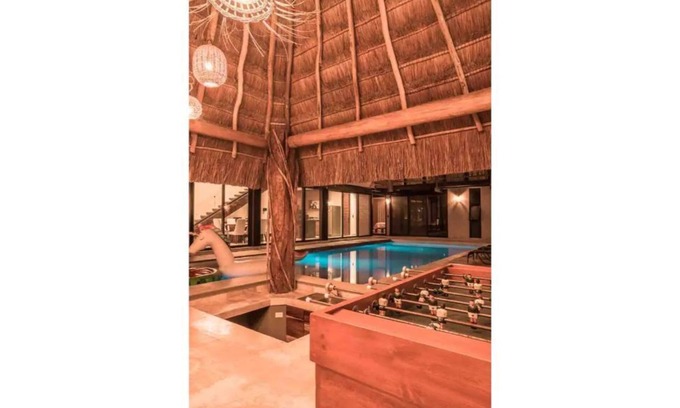 La Veleta House | VILLA CIELO 4 bd, jetpool, huge garden w/palapa!