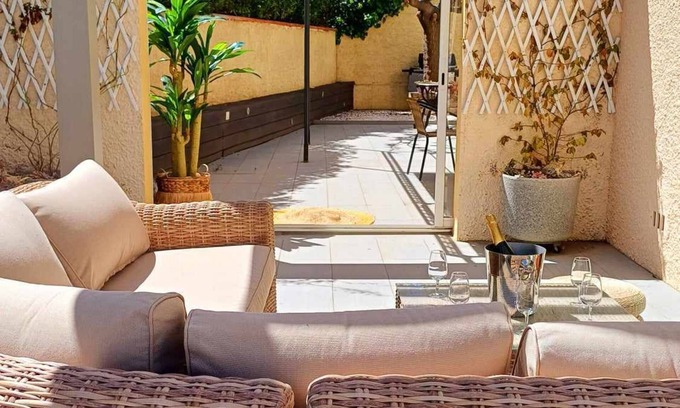 Le Grand Large Villa | Villa Climatisée La Sirénade, Avec Piscine à 320 Mètre de la Plage