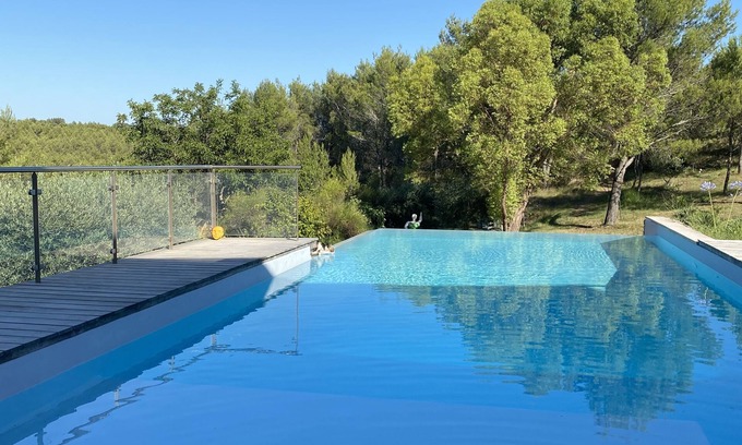 Les 3 Ponts Villa | Villa Contemporaine Avec Piscine Dans le sud