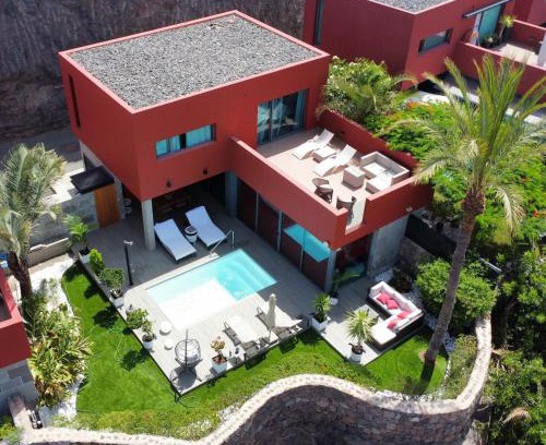 Salobre Villa | Villa Cooper l Heated Pool l Private Garden