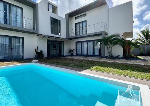 Calebasses Apartment | Villa Cottage avec piscine privée, 4 chambres, 25 min Grand Baie
