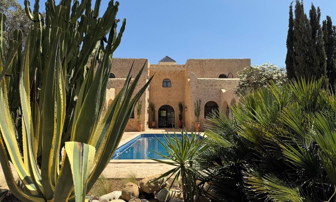 Ghazoua Villa | Villa Dar Bouka: charming villa with pool and services
