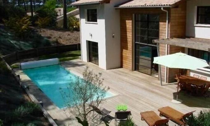 Biscarrosse Villa | Villa de 5 chambres avec piscine privee terrasse amenagee et wifi a Biscarrosse