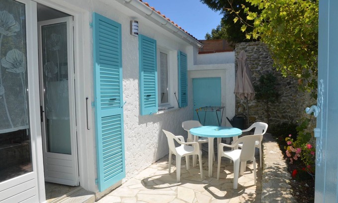 Saint-Trojan-les-Bains Apartment | Villa des 4 saisons, Maisonnette Maumusson