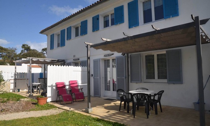 Saint-Trojan-les-Bains Apartment | Villa des 4 saisons, Starboard apartment