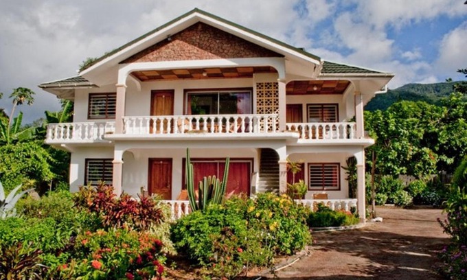 Beau Vallon House | Villa de Roses