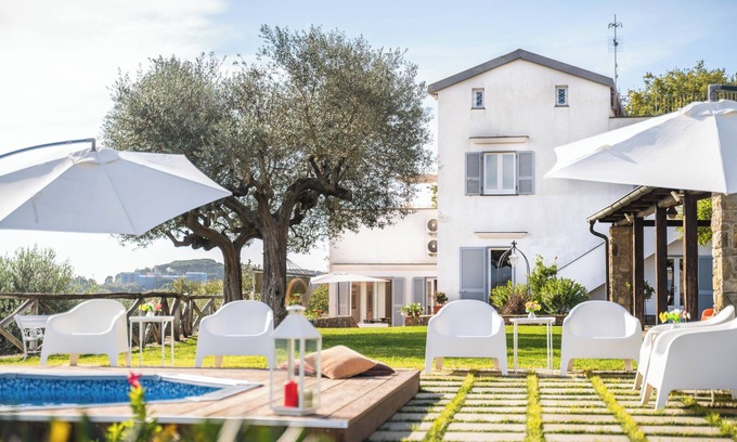 Sant'Agata sui Due Golfi Villa | Villa Dei Golfi , Panorama, Privacy and Quiet