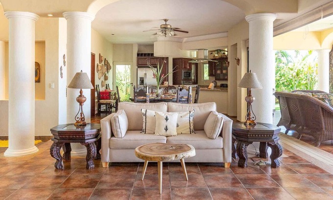 San Francisco Villa | Villa del Tigre - Luxurious beachfront villa in San Pancho