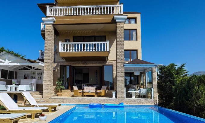 Ioannina Villa | Villa Deluxe Sight