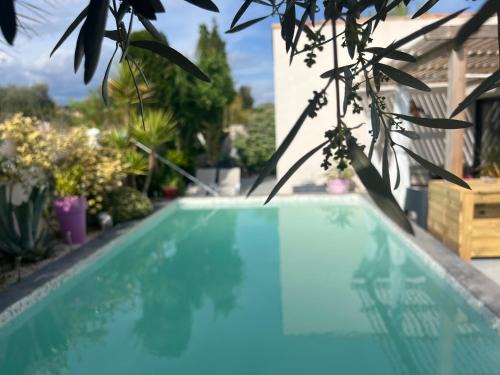 Pinet Bed & Breakfast | Villa Des Romieux